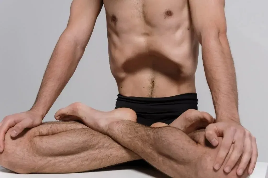 Uddiyana Bandha